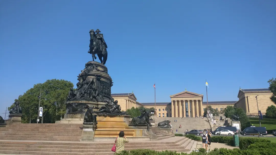 The Washington Monument fountain before the Philadelphia Museum of Art